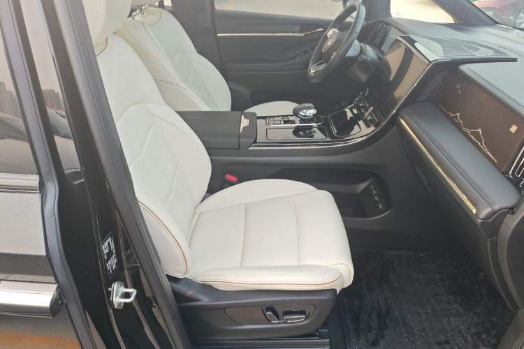 Used GAC Trumpchi M8 2023 Zongshi Series 400T Flagship Edition
