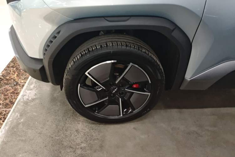 Used Formula Leopard Titanium 3 2025 501KM All-Wheel Drive Intelligent Driving Ultra Version
