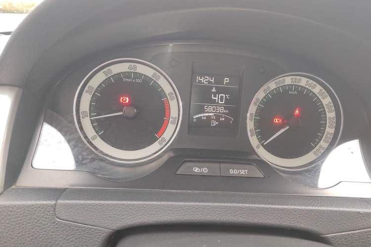 Used Skoda Rapid 2018 1.6L Automatic Comfort Edition Instrument Cluster