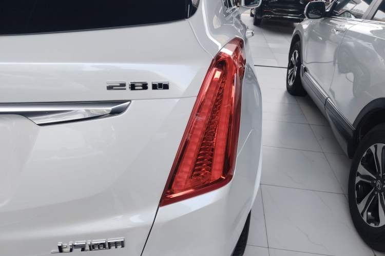 Used Cadillac XT5 2016 25T Luxury Model Right Rear Taillight