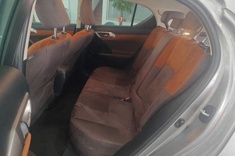 Used Lexus CT 2017 CT200h Elite Edition Solid Color China V Standard Left Rear Seat