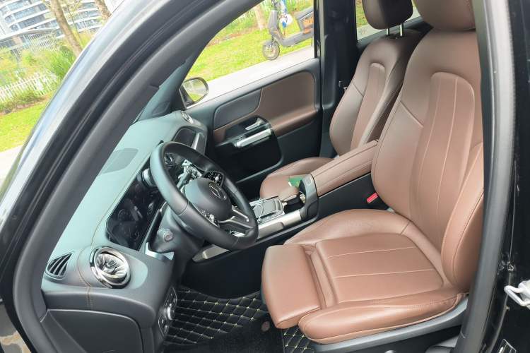 Used Mercedes-Benz GLB 2023 GLB 220 Sport Edition Left Front Seat