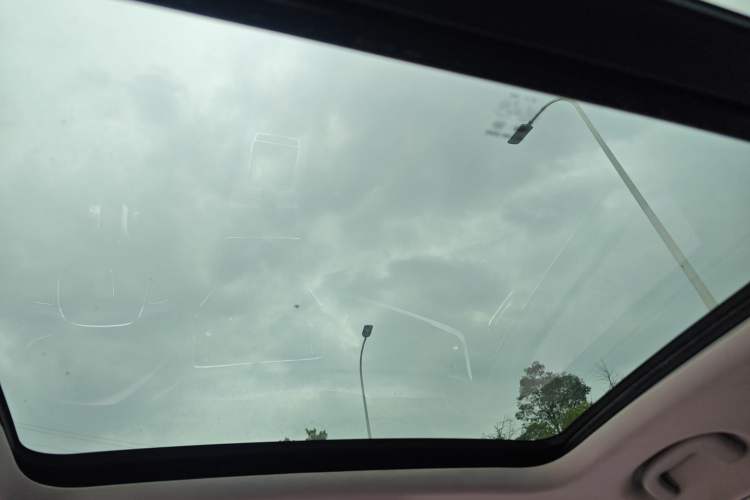 Used Roewe RX5 2019 20T Two-Wheel Drive Automatic 4G Connected Platinum Edition