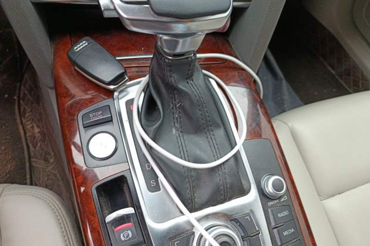 Used Audi A6L 2011 3.0 TFSI quattro Luxury Model
