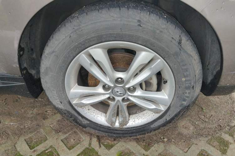 Used Hyundai ix35 2012 2.0L Automatic Two-Wheel Drive Elite Edition GLS
