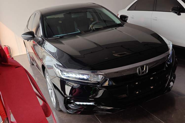 Used Honda Accord 2018 260TURBO Elite Edition China VI Front Right 45 Deg