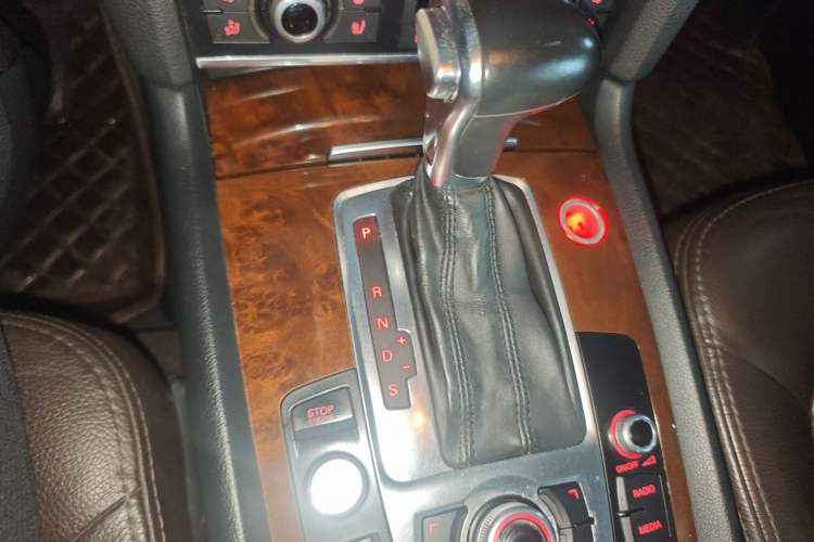 Used Audi Q7 2013 40 TFSI Technology Edition
