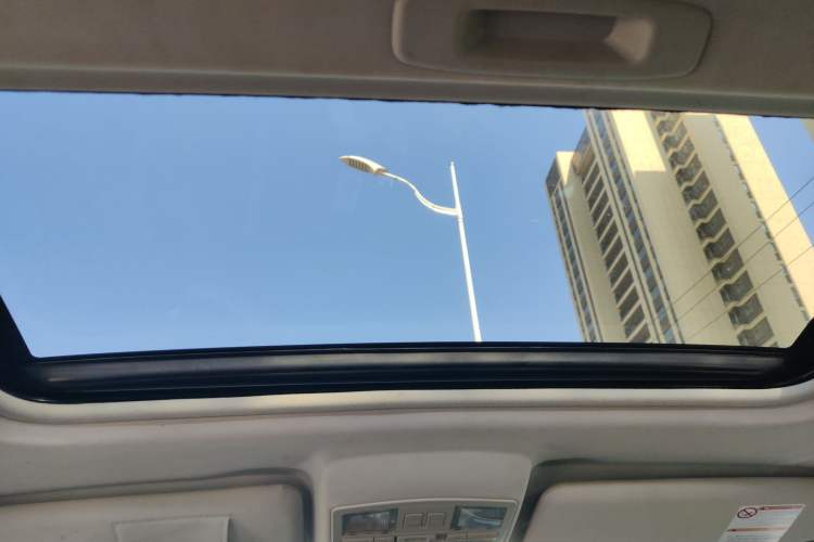 Used Bestune X80 2015 2.0L automatic luxury version