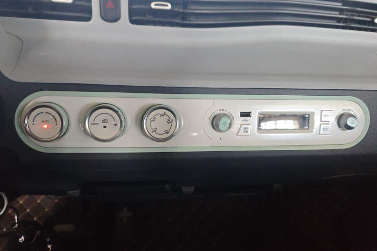 Used Wuling Hongguang MINIEV 2022 Macaron Premium Model – Lithium Iron Phosphate