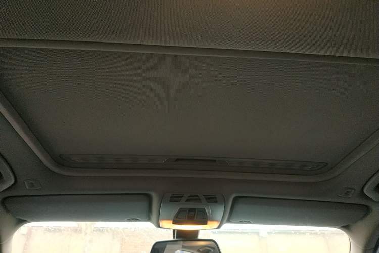 Used BMW 3 Series 2016 316i Fashion Model
