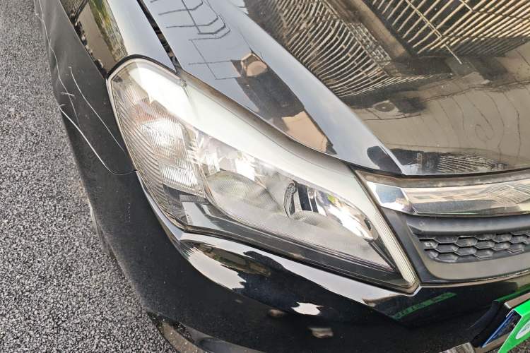 Used BYD F3 2016 1.5L Manual Comfort Model Right Front Headlight