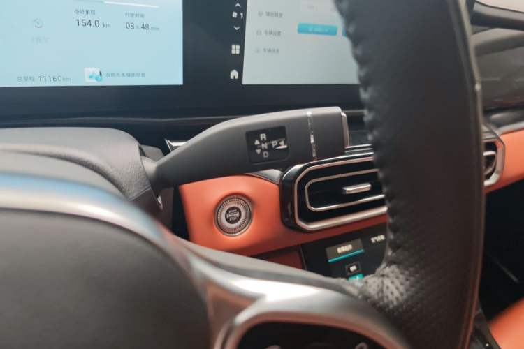 Used JETOUR Shanhai L7 2024 1.5T 120km ULTRA 7-Seater Gear Lever