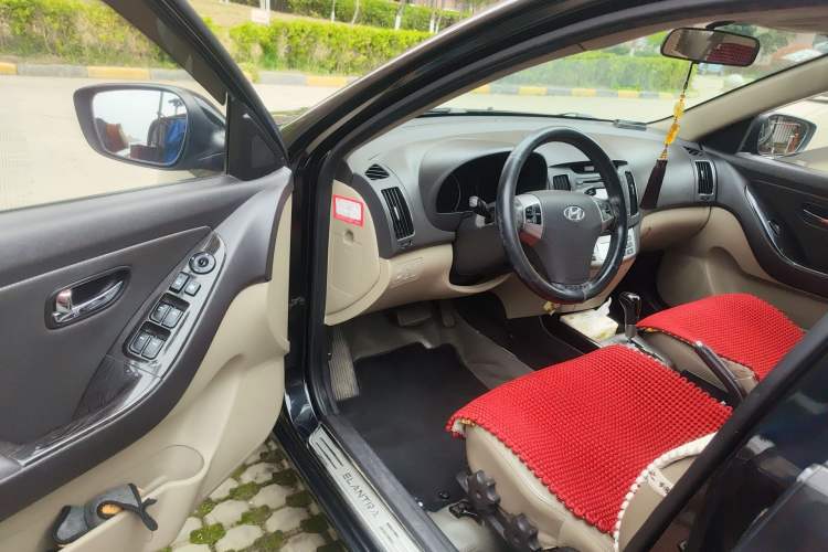 Used Hyundai Celesta 2011 1.6L Automatic Luxury Version
