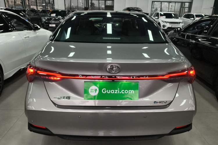 Used Toyota Avalon 2024 Dual-Motor 2.0L Luxury Edition
