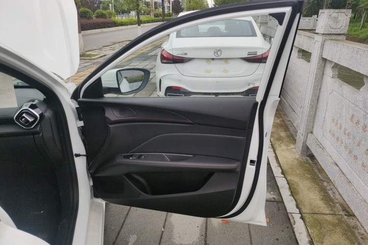 Used MG 5 2025 180 DVVT Global First Edition