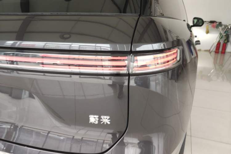 Used Nio ES8 2026 Model 6-seat Executive Luxury Edition Right Rear Taillight