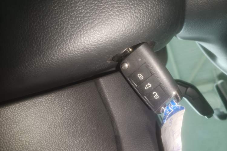 Used Volkswagen Touran 2018 Volkswagen Touran L 280TSI DSG Style Edition 7 Seats China V Emission Standard Vehicle Key