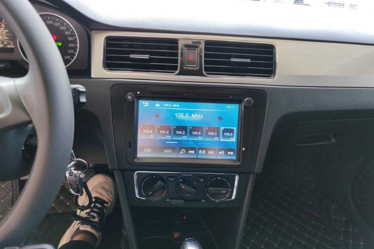 Used Volkswagen Santana 2015 Haval H6 1.6L Automatic Comfort Model Audio And AC Panel