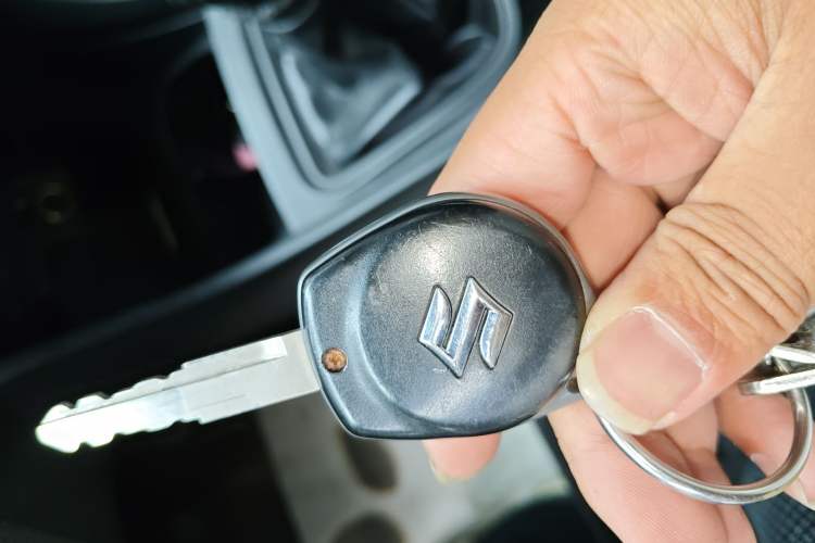 Used Suzuki Alivio 2015 1.6L Manual Comfort Model Vehicle Key