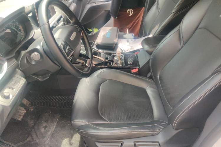 Used SAIC MAXUS EUNIQ 5 