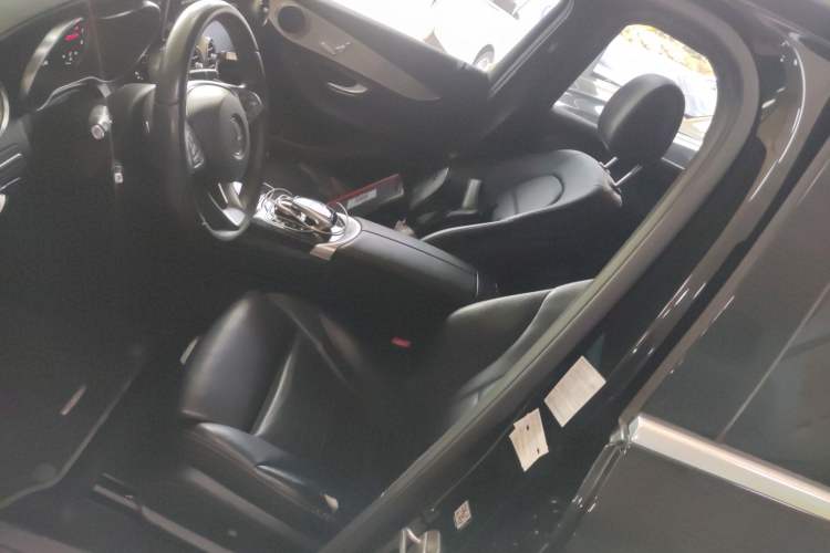 Used Mercedes-Benz GLC 2018 GLC 200 4MATIC
