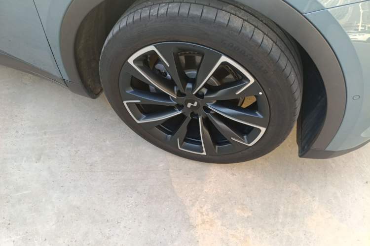 Used ONVO L60 2024 60 kWh Rear-Drive Version
