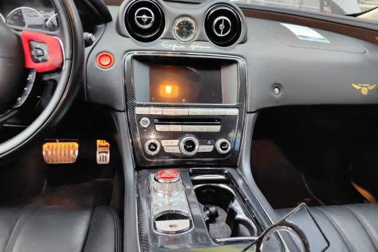 Used Jaguar XJ 2014 XJL 2.0T Two-Wheel-Drive Elegant Business Edition