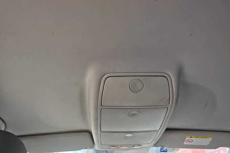 Used Volkswagen Touran 2015 1.4T Manual Fashion Edition 5-Seater Headliner