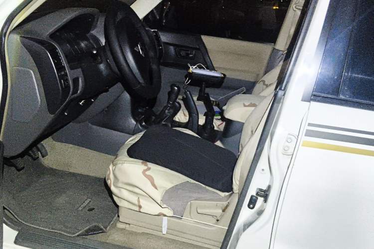 Used Mitsubishi Pajero 2011 V73 3.0L MT GL
