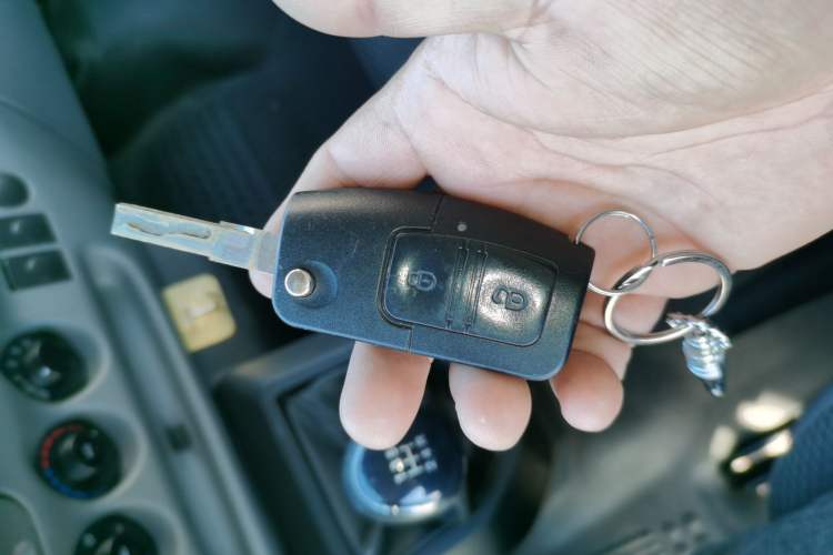 Used JMC Transit 2019 2.8T Commercial Version Short Wheelbase Mid-Roof 3-Seater China VI Standard JX493
