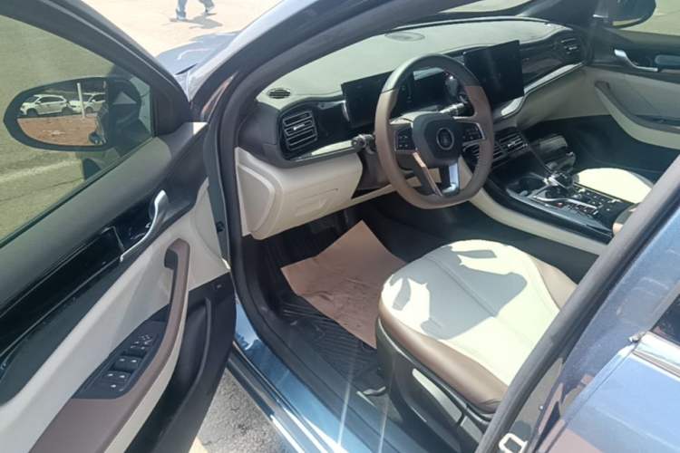 Used BYD Qin PLUS 2024 HONOR Edition DM-i 55KM Leading Model
