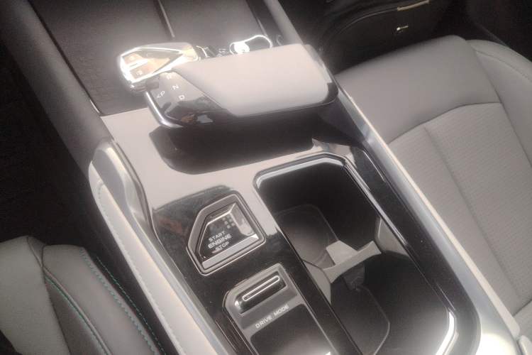 Used Changan UNI-T 2023 Second-Generation 1.5T Prestige Model
