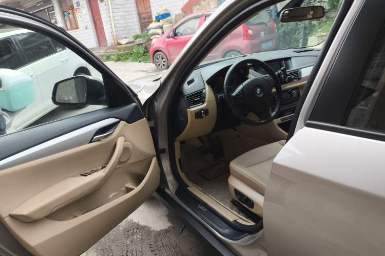 Used BMW X1 2010 sDrive18i Luxury Model