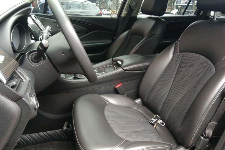 Used Buick Envision 2020 20T Two-Wheel Drive Leading Version
