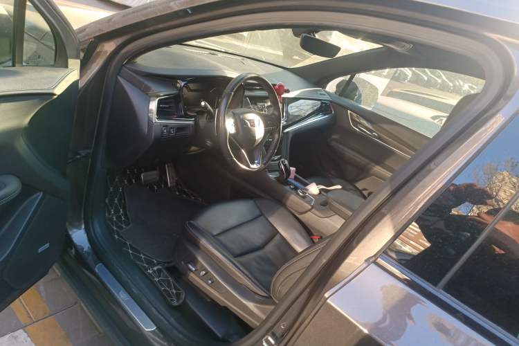 Used Cadillac XT6 2020 28T Six-Seater Four-Wheel-Drive Luxury Sport Vehicle Driver Seat