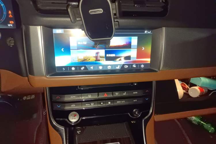 Used Jaguar XFL 2017 XFL 2.0T 240PS Luxury Edition
