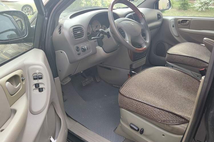 Used Chrysler Grand Voyager 2012 3.0L Ultimate Edition
