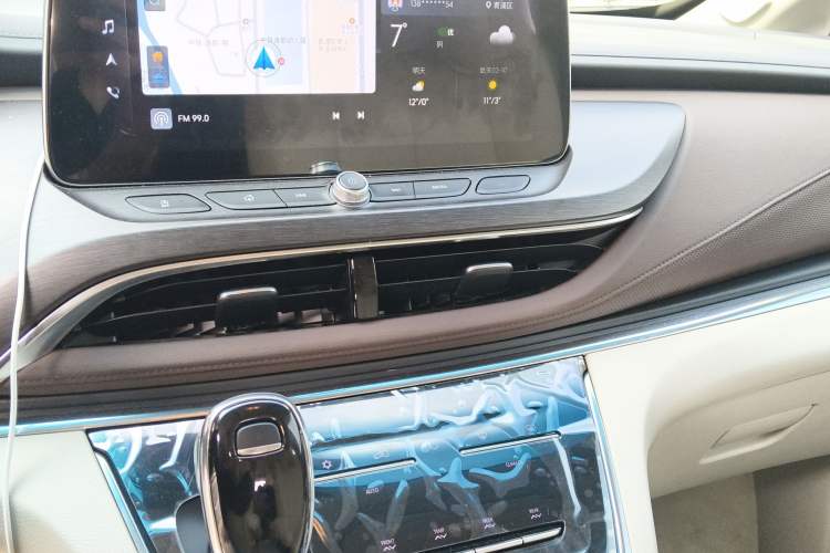 Used Buick GL8 2023 Land Executive Class Smart Enjoyment Model
