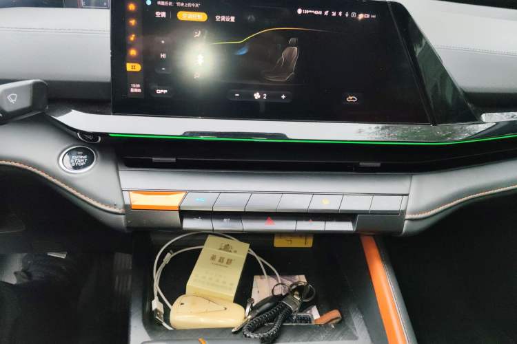 Used Changan UNI-V 2022 1.5T Prestige Version
