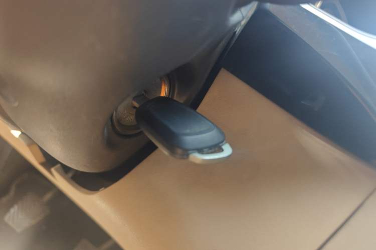 Used Brilliance H330 2013 1.5L Manual Comfort Model
