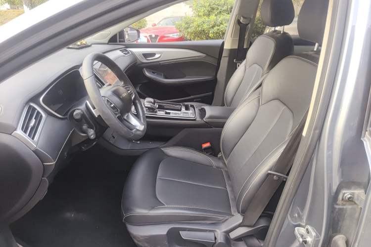 Used Roewe i6 MAX 2020 300TGI Automatic Sporty Cool Edition