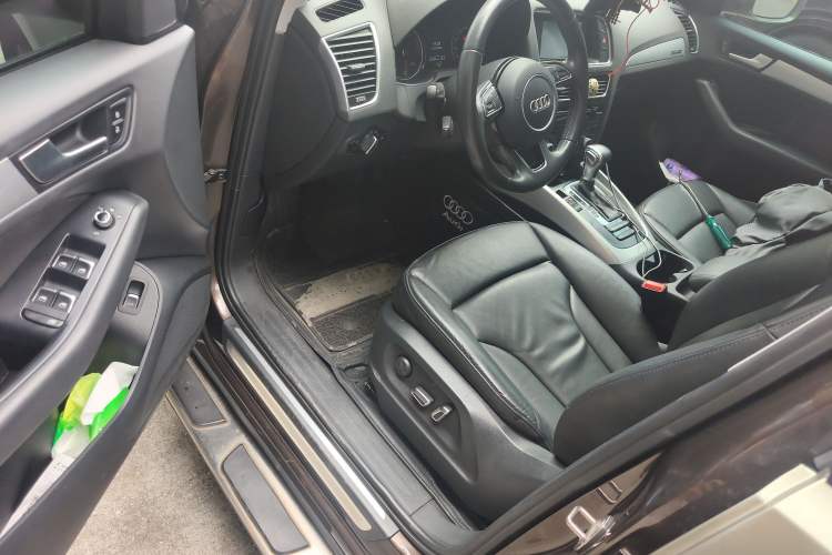 Used Audi Q5 2015 40 TFSI Technology Edition

