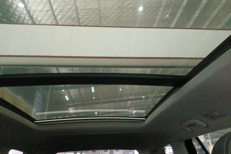 Used Volkswagen Teramont 2017 330TSI Two-Wheel-Drive Luxury Edition Headliner