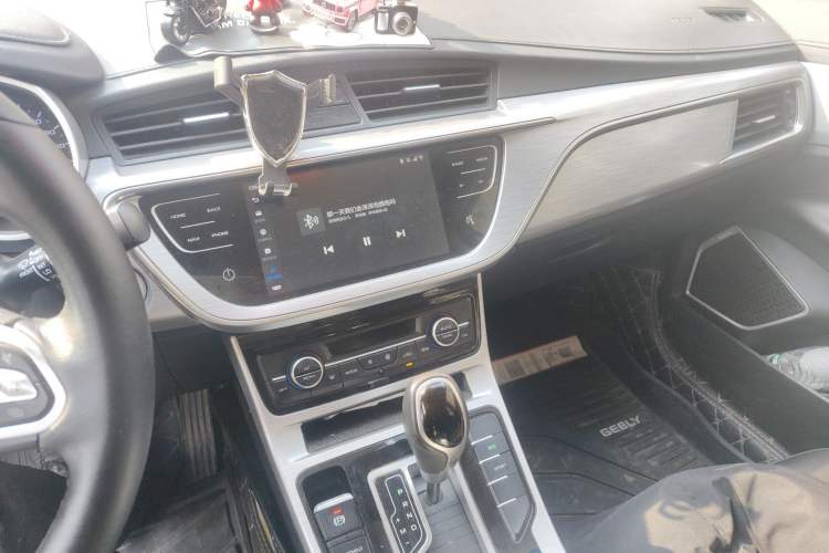 Used Geely Auto Emgrand GS 2019 1.4T CVT Edition Audio And AC Panel