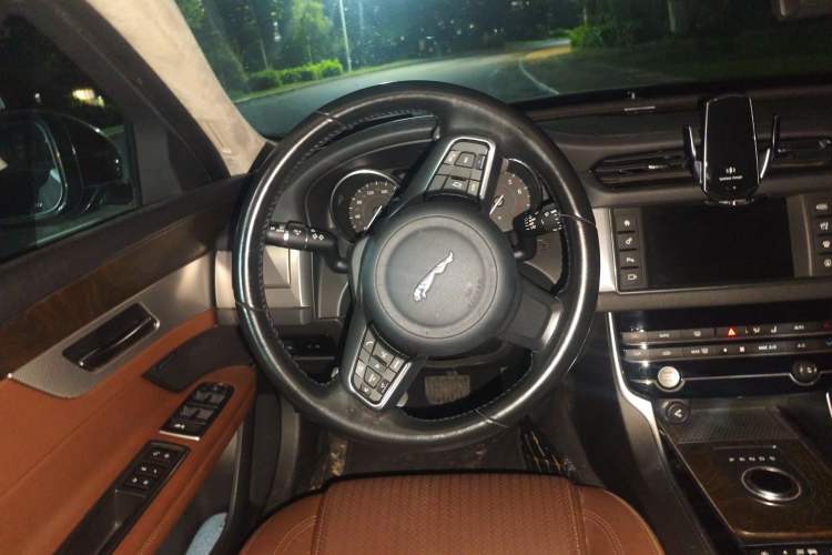 Used Jaguar XFL 2017 XFL 2.0T 200PS Luxury Edition
