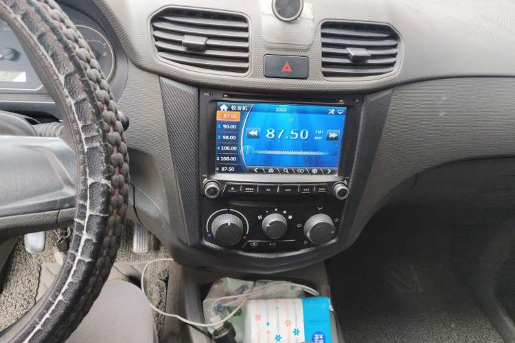 Used Wuling Hongguang 2014 1.2L Base Model China IV
