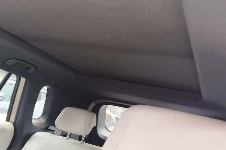 Used Formula Leopard Titanium 3 2025 501KM All-Wheel Drive Intelligent Driving Ultra Version Headliner