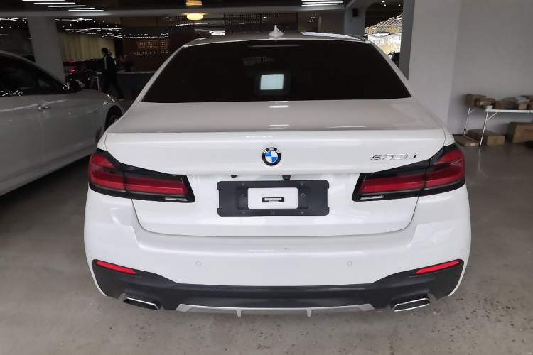 Used BMW 5 Series 2022 Second Facelift 530Li Leading Edition M Sport Package
