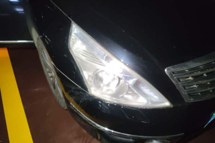 Used Nissan Teana 2011 Duke 2.5L XV Luxury Edition Right Front Headlight