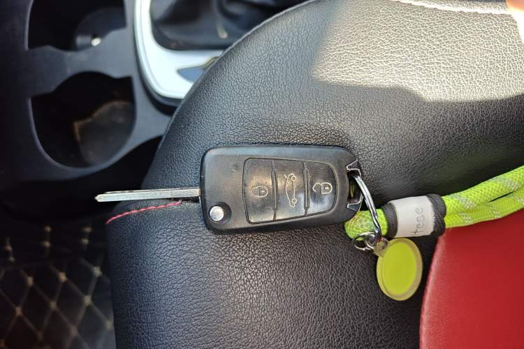 Used Haval H1 2017 Red-Label 1.5L AMT Luxury Model
